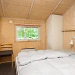 Ferienhaus Garden View Holiday Home in V ggerl se with Sauna Bøtø By