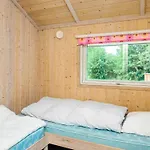Ferienhaus Garden View Holiday Home in V ggerl se with Sauna *