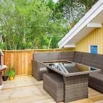 Garden View Holiday Home in V ggerl se with Sauna Bøtø By