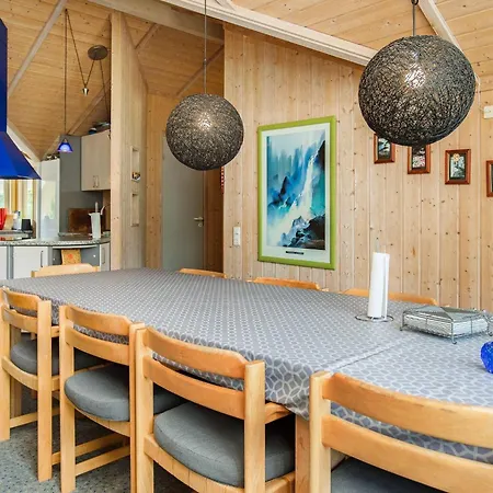 Garden View Holiday Home in V ggerl se with Sauna *