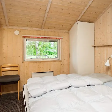 Tatil Evi 4 Star In Vaeggerlose Bøtø By