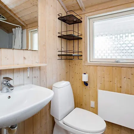 4 Star In Vaeggerlose Tatil Evi *